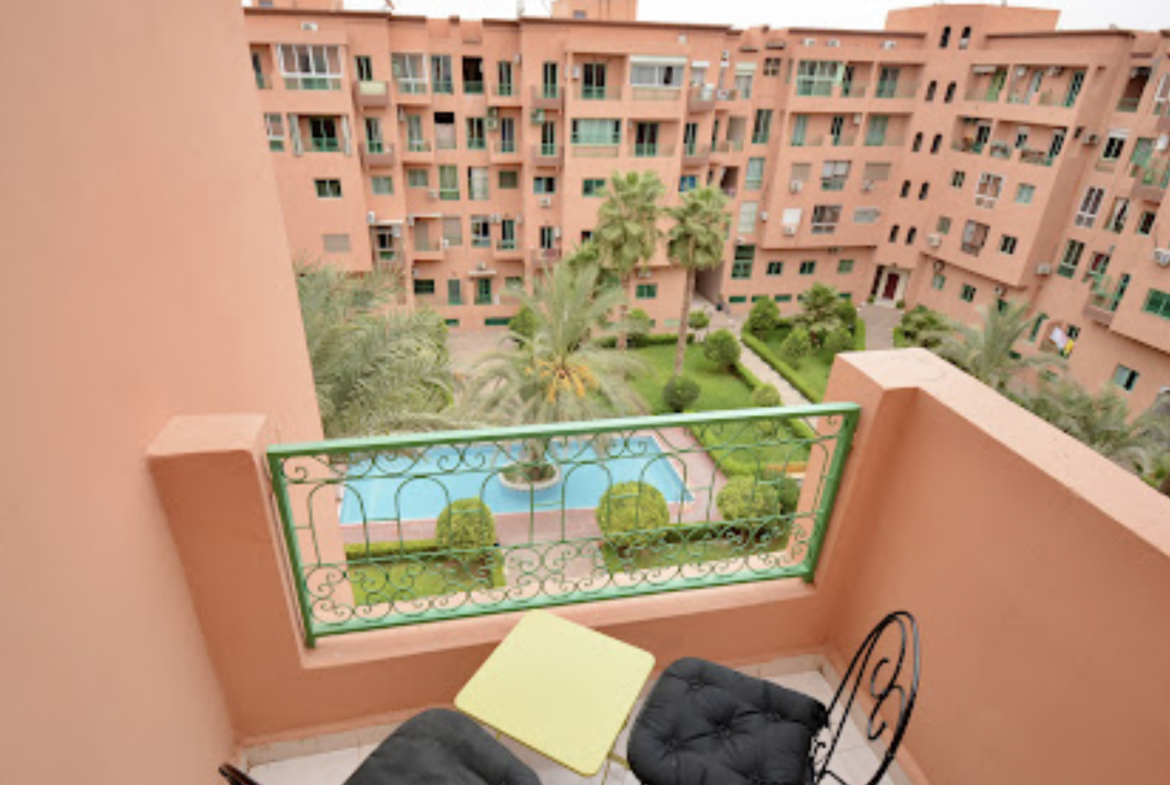 furnished-apartment-105m2-for-sale-pool-view-gueliz 3