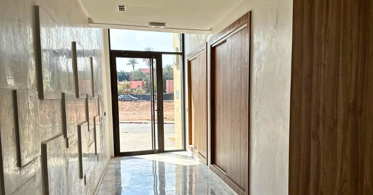 Prime office building for rent